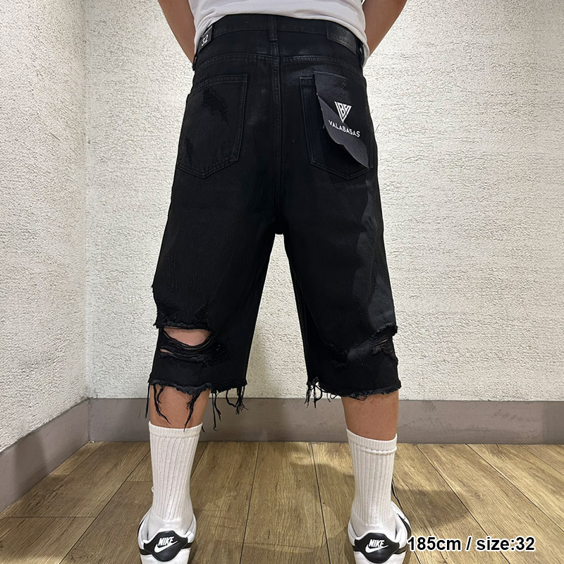 SNAPPED BAGGY DENIM SHORTS -BLACK-
