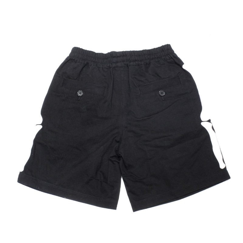 SINGLE TUCK SHORTS -BLACK-