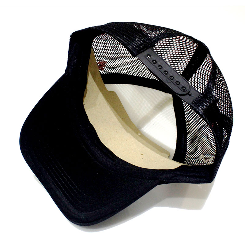 PUSSY TRUCKER HAT -BLACK/WHITE-
